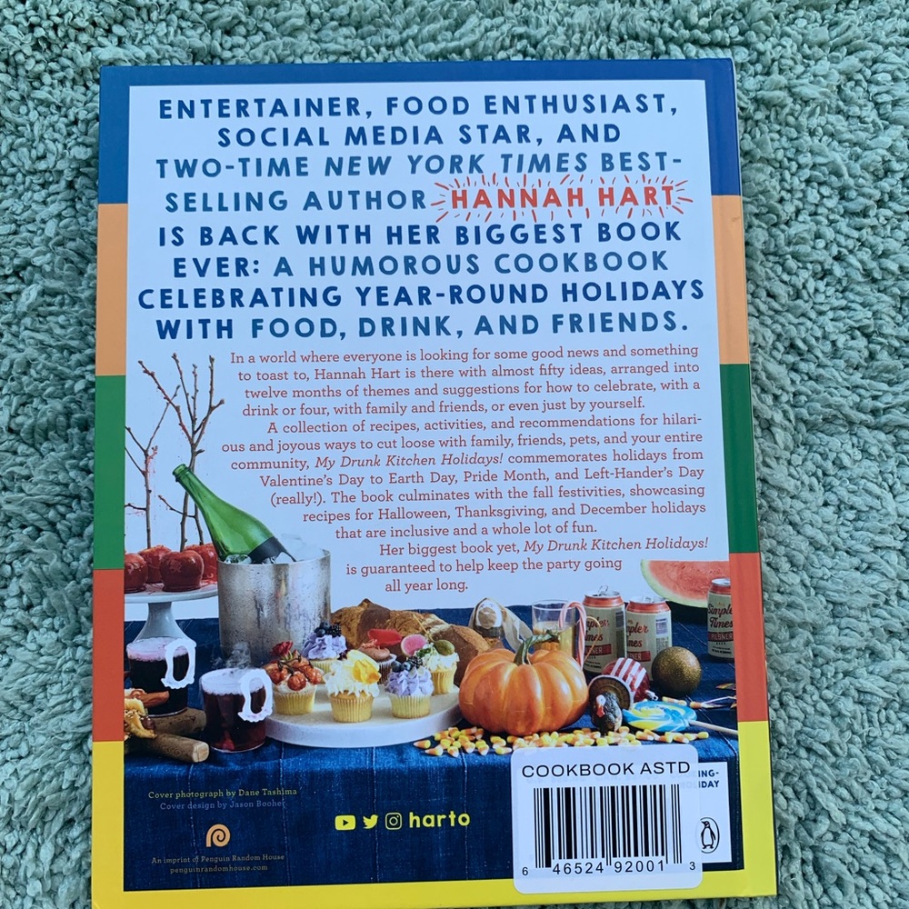 My Drunk Kitchen Holidays Book by Hannah Hart - Picture 5 of 5